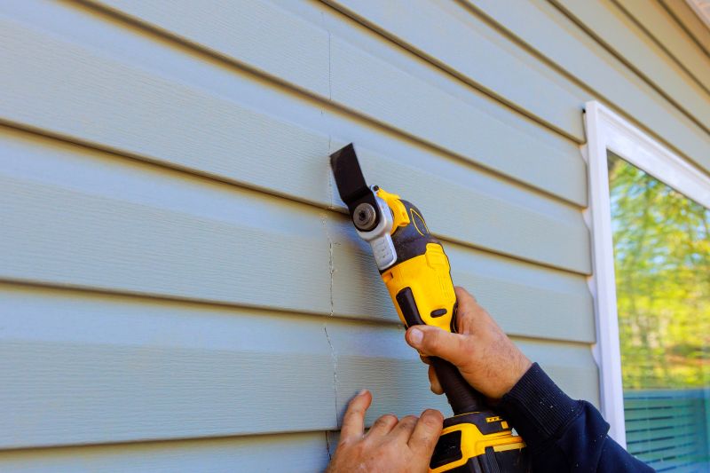 Preparing Siding for Repair